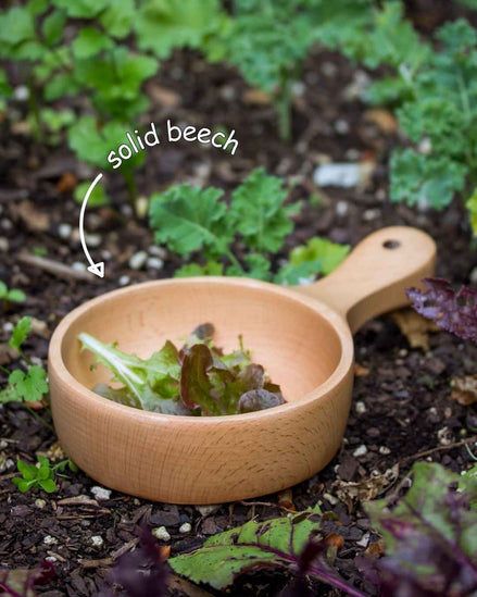 Entertainers Beech Handled Snack Bowl (15cm)
