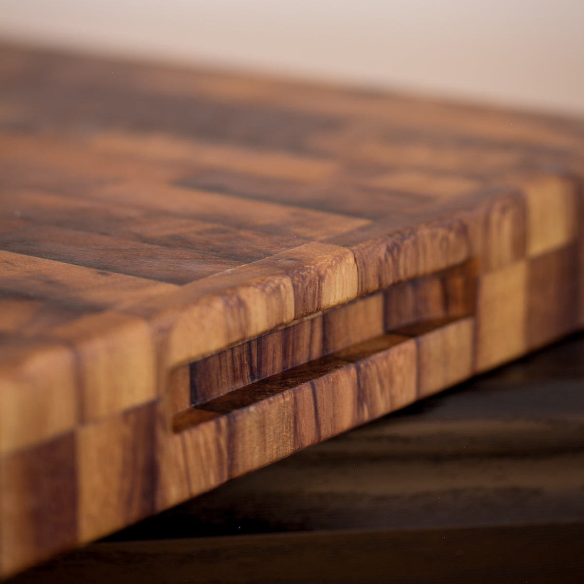 Beeswax Teak End-Grain Chopping Board (42x30cm)
