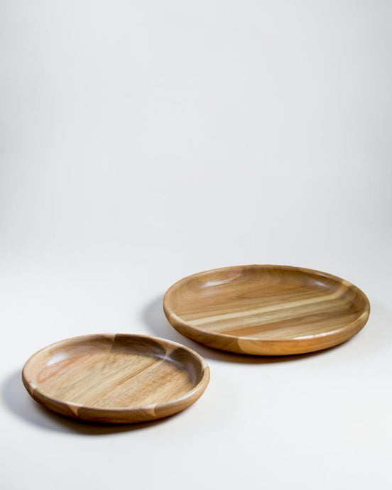 Ecohub NZ Entertainers Acacia Nesting Plate Set of 2 - natural acacia wood - separated side-by-side on a white background