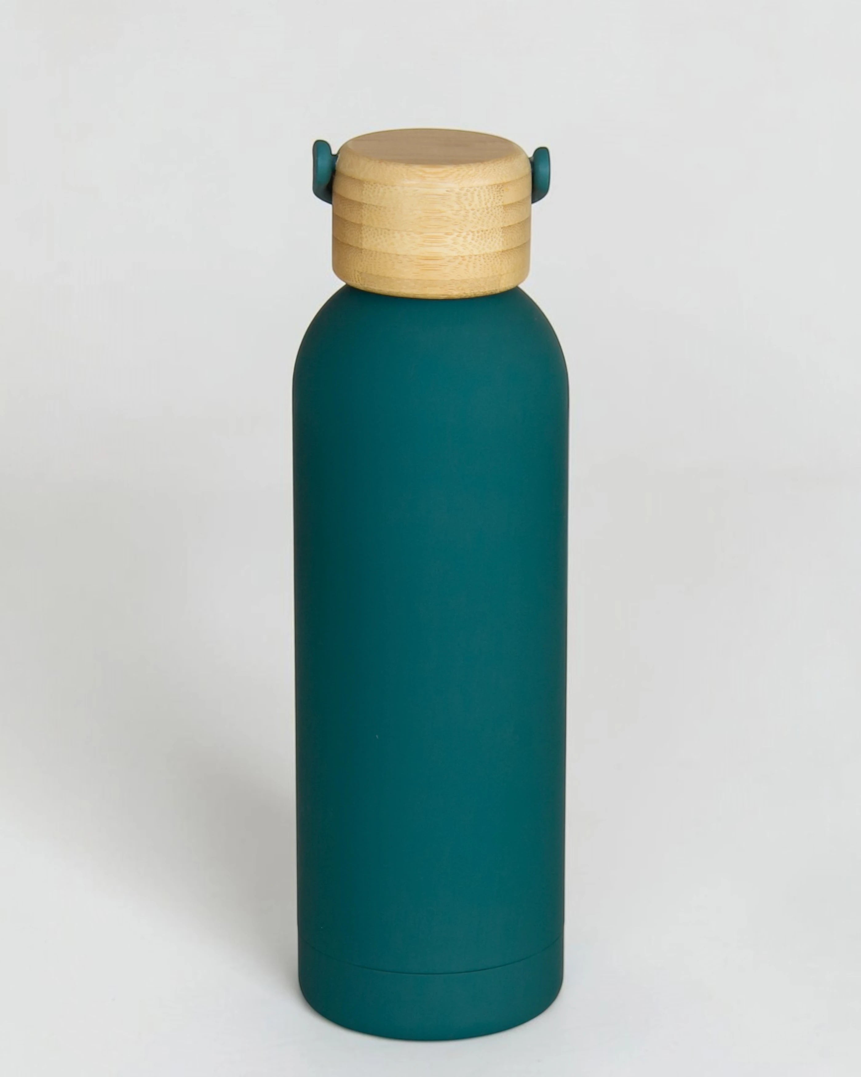 Ecohub NZ Palette Insulated Water Bottle (500ml) Ocean Teal - matte and bamboo - standing on a plain white background
