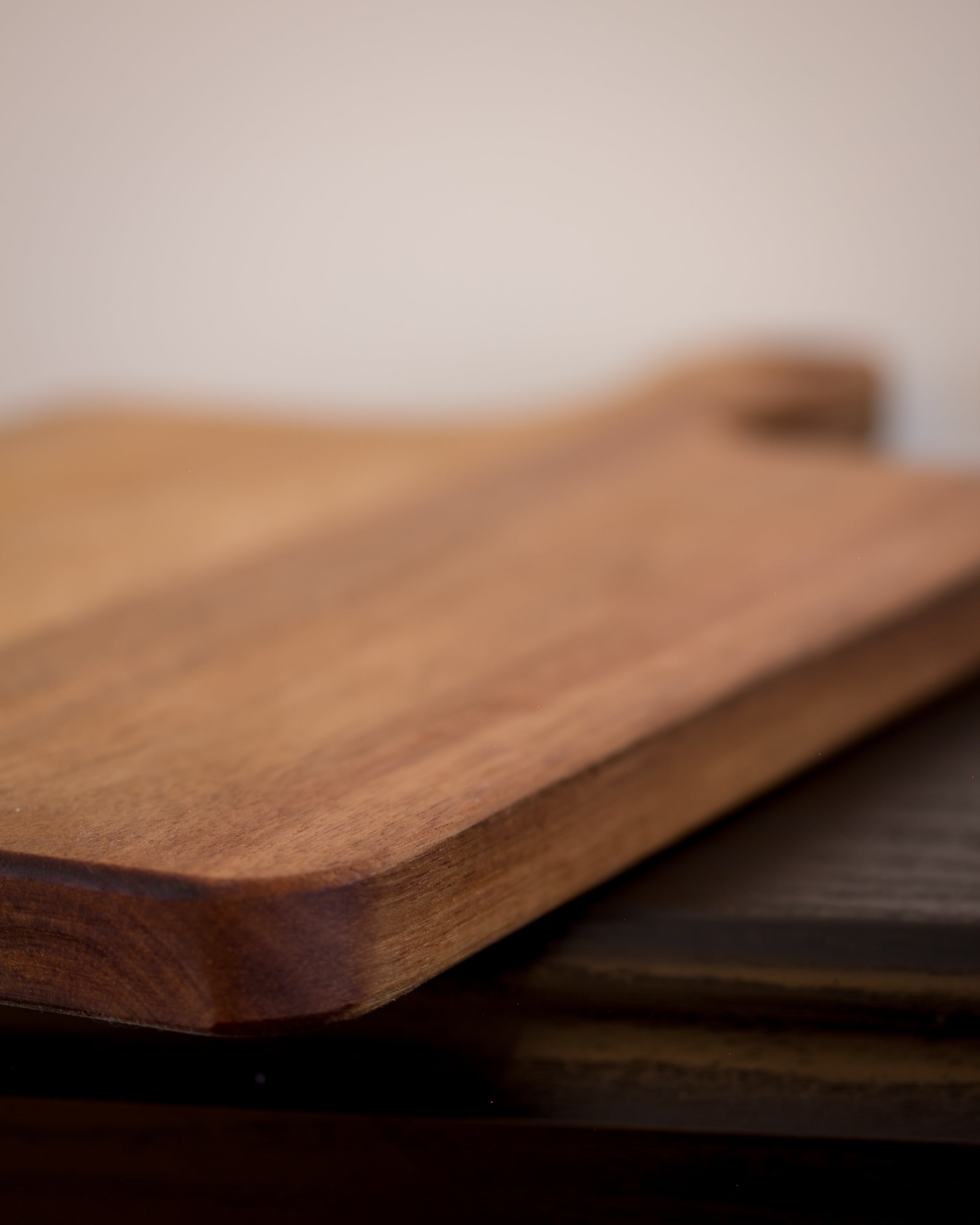 Acacia Chopping Paddle Board - Beeswax Finish (42x22cm)